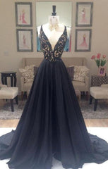 2025 Junoesque Black Beading V-Neck Zipper Prom Dresses