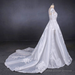 Long Sleeves Simple Elegant Wedding Dresses Lace Wedding Gowns