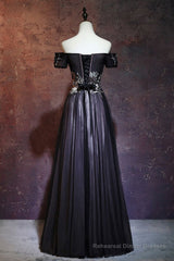 Beauty Off The Shoulder Floor Length Lace Up Long Black Prom Dresses With Appliques