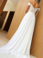 A-Line/Princess Off-the-Shoulder Sweep Train Chiffon Prom Dresses With Appliques Lace