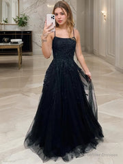 A-Line/Princess Spaghetti Straps Sweep Train Tulle Prom Dresses With Appliques Lace