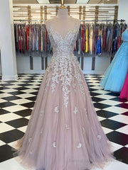 A-Line/Princess V-neck Sweep Train Tulle Prom Dresses With Appliques Lace