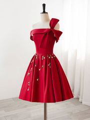 A-Line Satin Burgundy Short Prom Dress, Burgundy Homecoming Dress with Beading