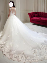 Ball Gown Bateau Court Train Tulle Wedding Dresses With Appliques Lace