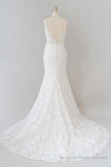 Elegant Appliques V-neck Sheath Wedding Dress