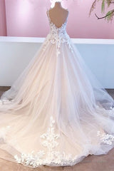 Elegant Long A-Line Appliques Lace Tulle Sweetheart Backless Wedding Dress