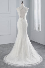 Glamorous Long Mermaid Tulle Appliques Lace Wedding Dress