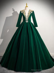 Green Velvet Long Sleeve V-neck Quinceanera Dress