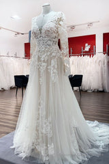 Ivory A-line Tulle Long Sleeves Lace Appliques Open Back Wedding Dresses