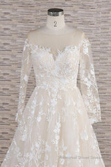 Long A-line Sweetheart Applqiues Tulle Wedding Dress with Sleeves