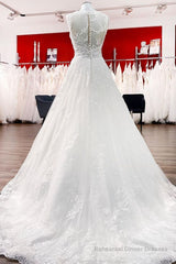 Long A-line Tulle Jewel Lace Appliques Wedding Dresses