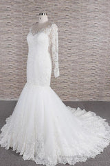 Long Sleeve Mermaid Sweetheart Appliques Lace Backless Wedding Dress