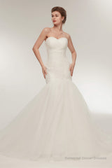 Mermaid Sweetheart White Tulle Wedding Dresses with Appliques