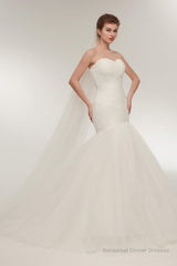 Mermaid Sweetheart White Tulle Wedding Dresses with Appliques