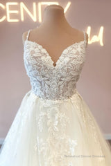 Modern Spaghetti-Straps Sleeveless Long Lace Wedding Dresses Online