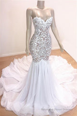 Modern Straps Mermaid Appliques Wedding Dresses Ruffless Bridal Gown