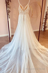 Modest Long A-line V-neck Spaghetti Straps Tulle Wedding Dress with Appliques Lace