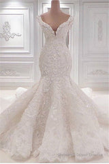 New Arrival Mermaid Vintage Wedding Dresses Online Classic V Neck Lace Bridal Gowns Online