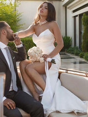 Sheath/Column Sweetheart Sweep Train Satin Wedding Dresses With Leg Slit