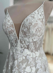 Straps A-line Tulle/Lace Beach Wedding Dress