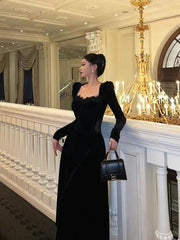 Vintage Balck Long Sleeve Dress Woman Elegant Fashion Velvet Prom Dresses