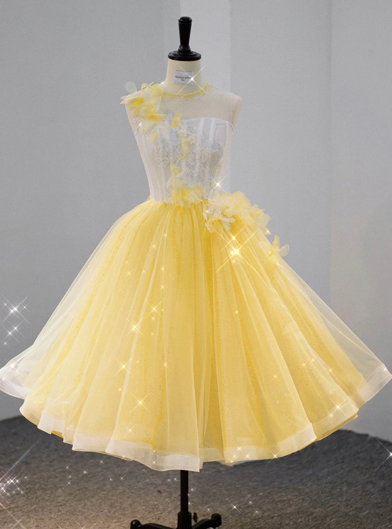 Yellow Tulle Lace Flower Tea Length Homecoming Dress