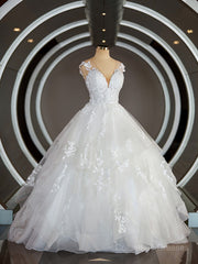 Wedding Dress Places Near Me, Ball-Gown V-neck Court Train Tulle Wedding Dresses with Appliques Lace